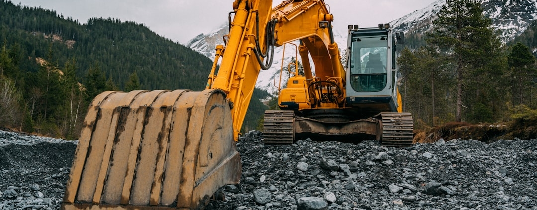 JCB displays largest crawler excavator in product lineup