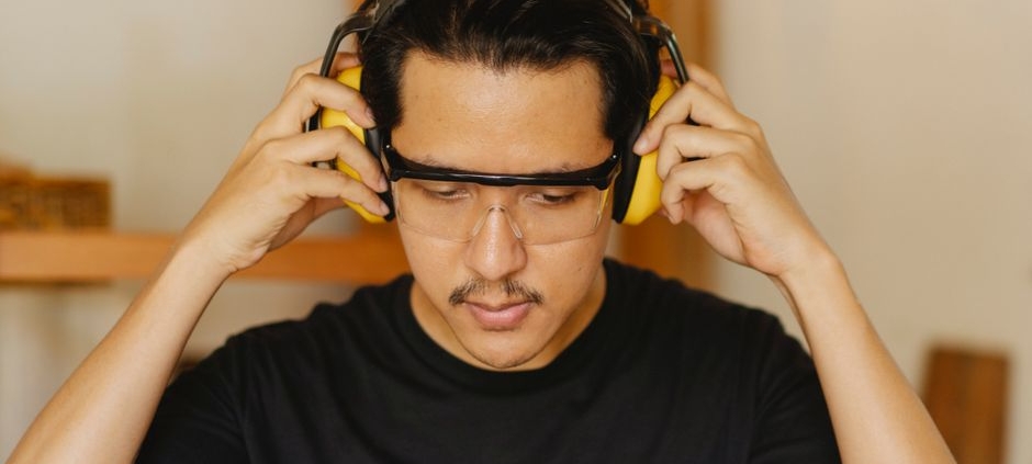 Construction industry faces escalating hearing damage crisis without better protection standards