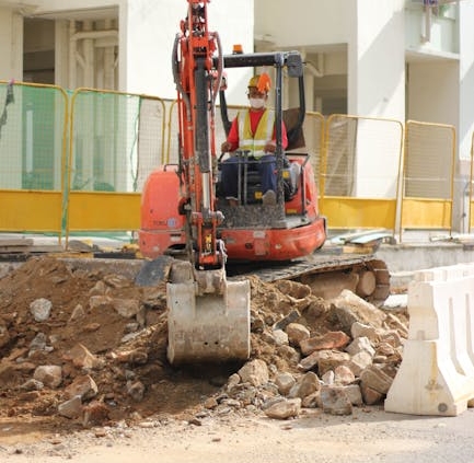 Contractor receives £20,000 penalty following worker drowning in unsecured excavation