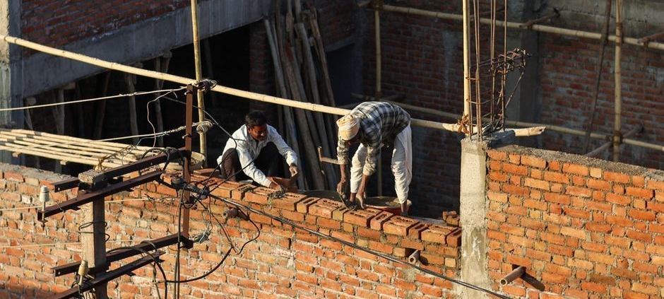 Construction workload plummets to steepest decline since Covid-19 lockdowns