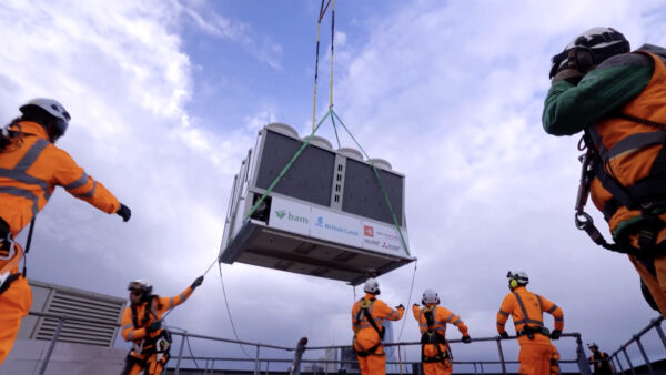BAM deploys helicopter to fit heat pumps atop Broadgate Tower in London