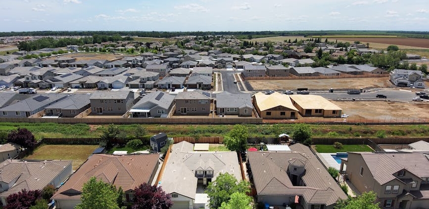 UK housebuilders increasingly turn to complete turnkey construction packages
