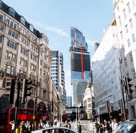 AtkinsRéalis to deliver up to 10,000 work experience placements through TechFirst
